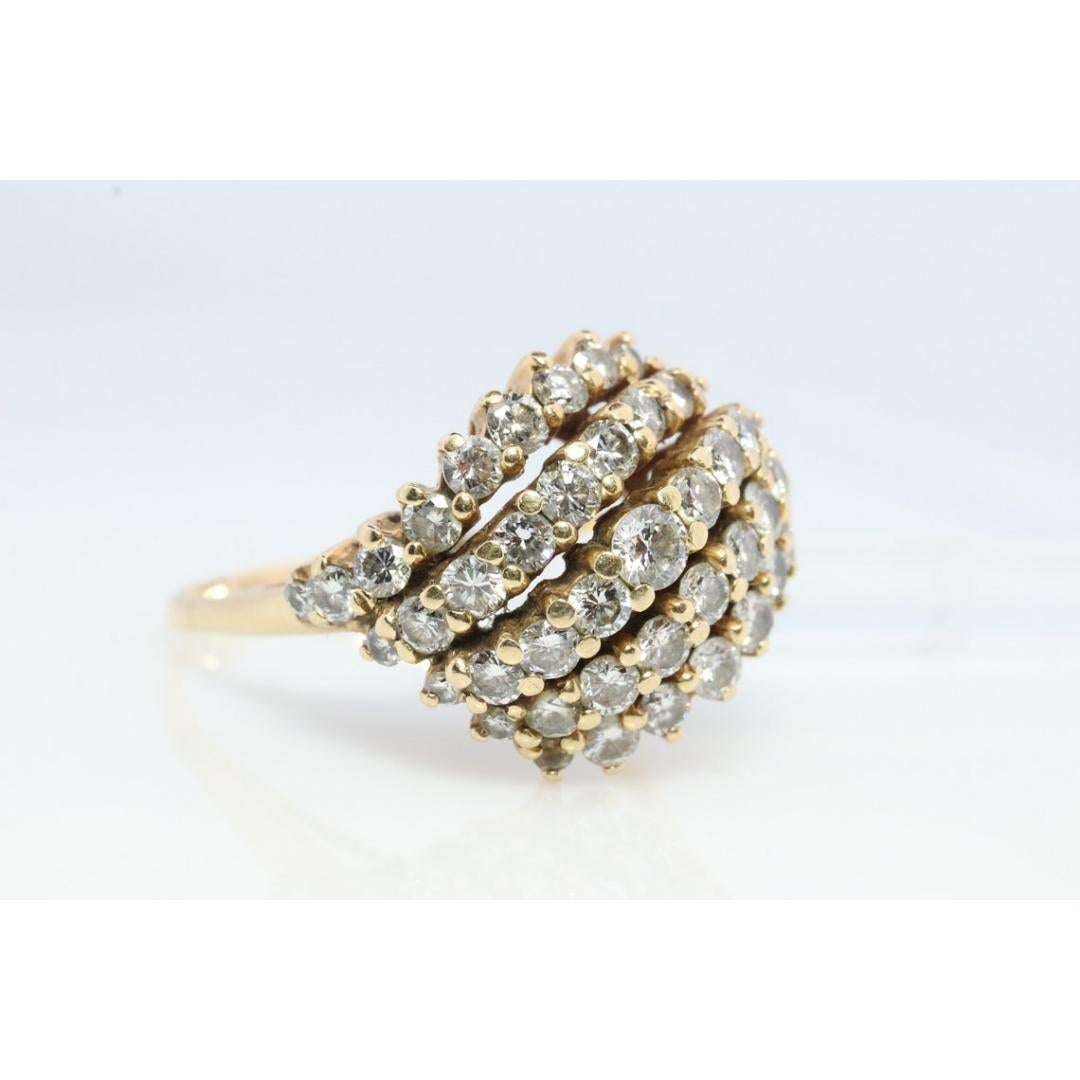 14k Diamant Cluster Bombe Dome Ring. Contemporary Diamond cluster dome cocktail im Angebot 3