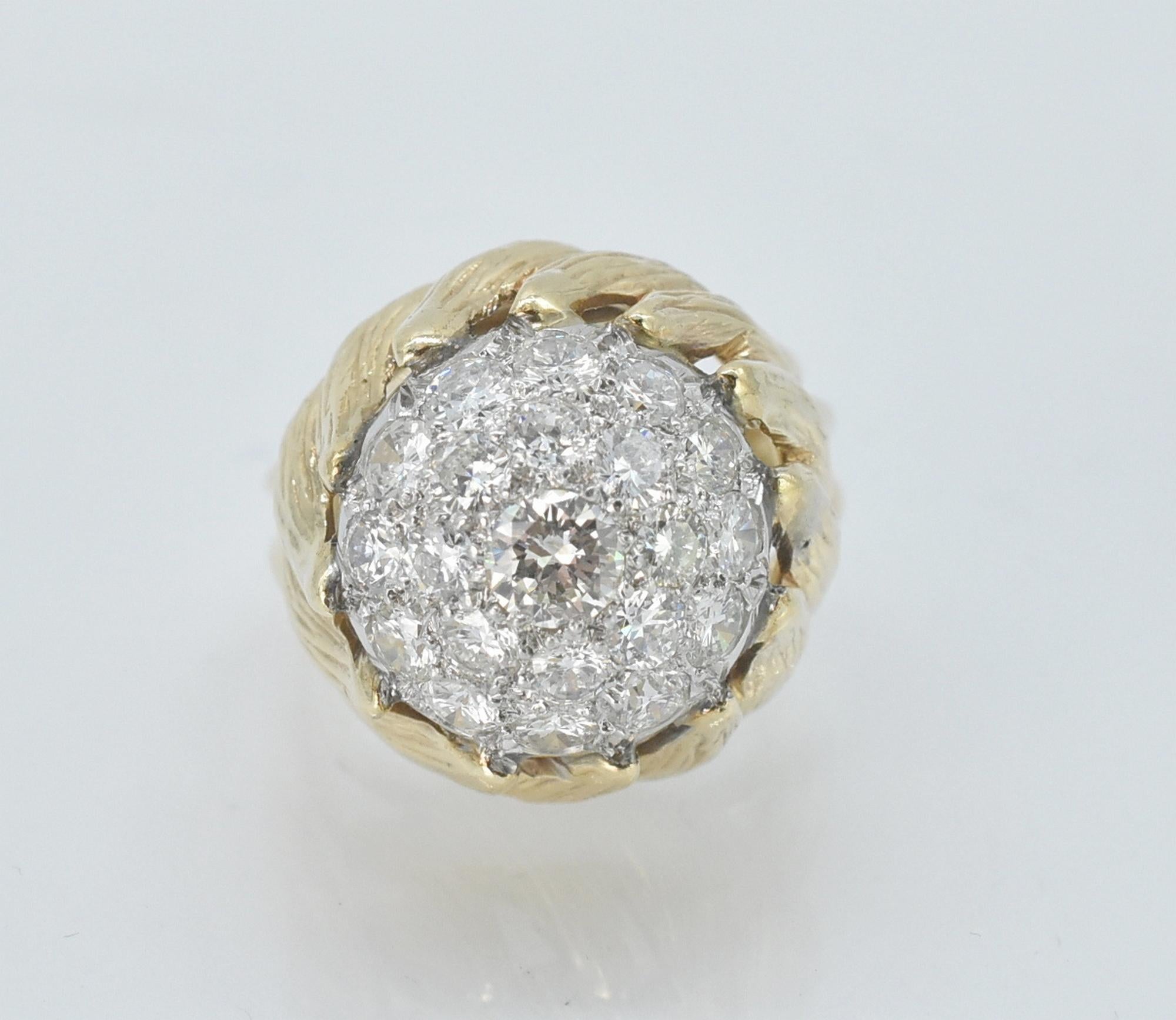 14k Diamond Cluster Ring, 2.0cttw In Good Condition For Sale In Toledo, OH