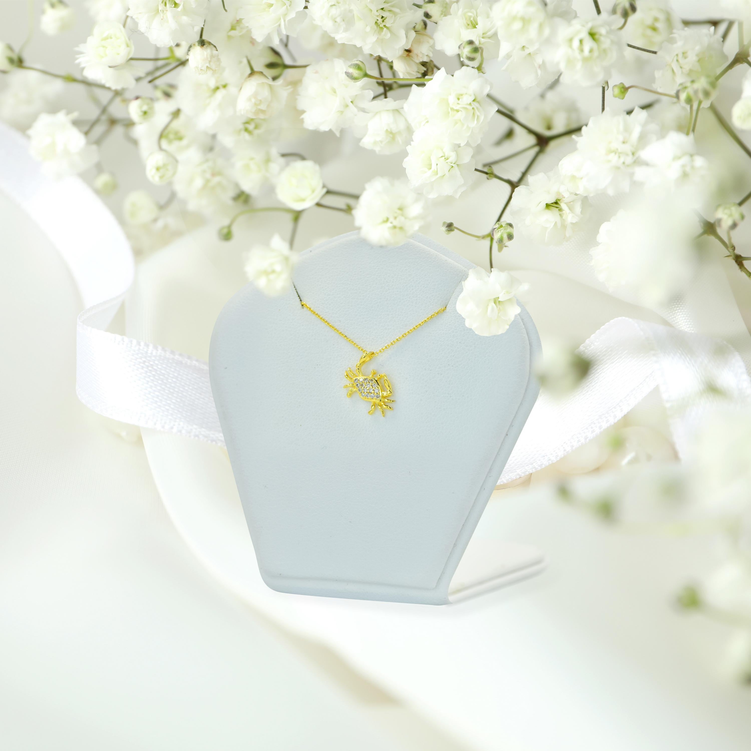 Modern 14k Solid Gold Diamond Crab Pendant Necklace Cancer Zodiac Pendant Necklace For Sale