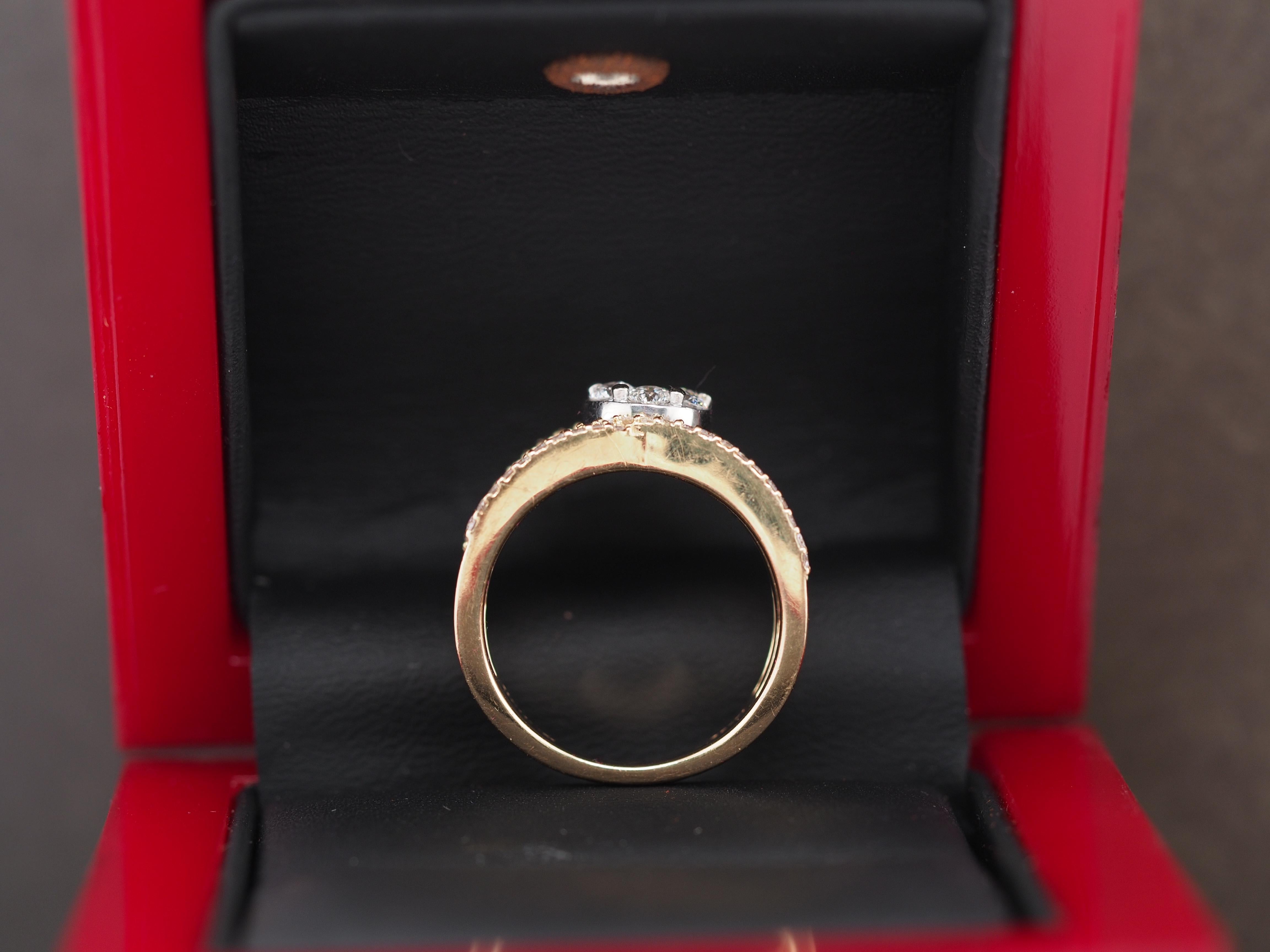 14k Diamond “Criss Cross” Band Diamond Cocktail Ring In Excellent Condition For Sale In Atlanta, GA