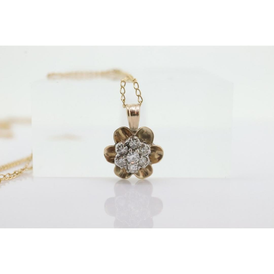 Women's 14k Diamond DAISY Pendant. 14k Diamond Daisy Buttercup flower pendant necklace For Sale