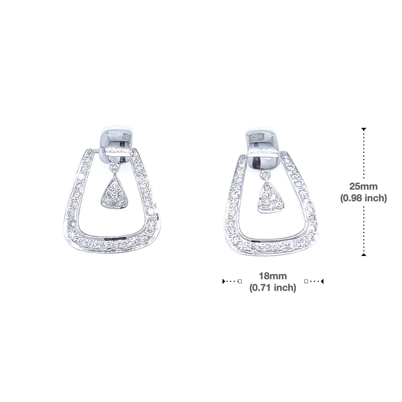 Boucles d'oreilles pendantes en diamant 14K 0.81 cts en vente 1