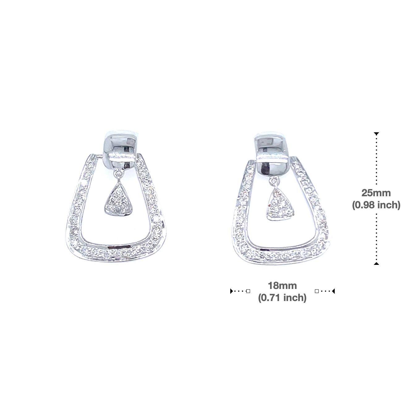 Boucles d'oreilles pendantes en diamant 14K  en vente 1