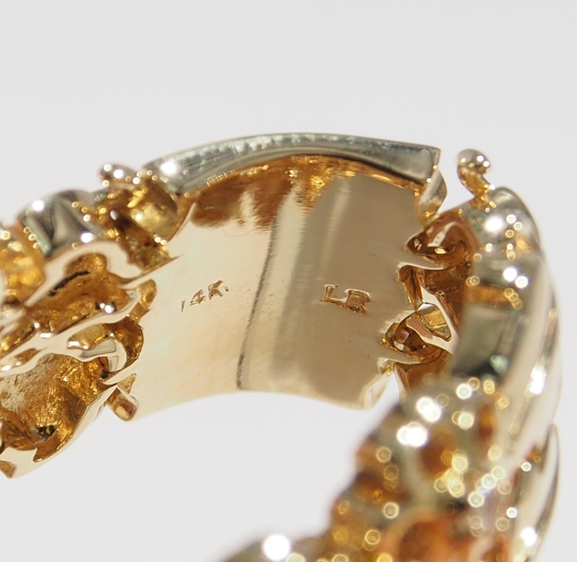 14 Karat Diamond Emerald Ring Motif Flexible Yellow Gold For Sale 1