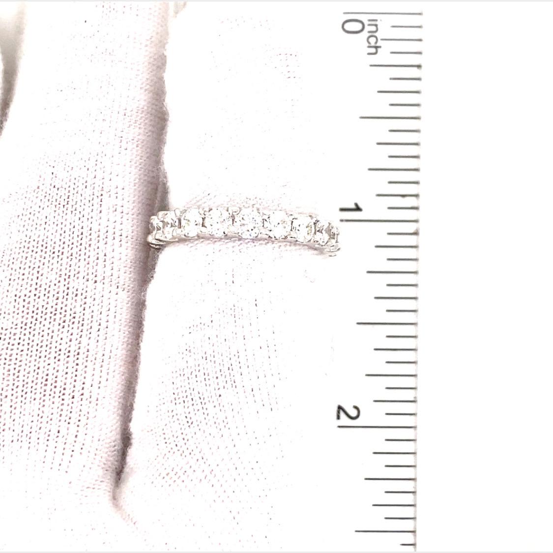 Bracelet d'éternité en diamant 14K or blanc Neuf - En vente à Boca Raton, FL