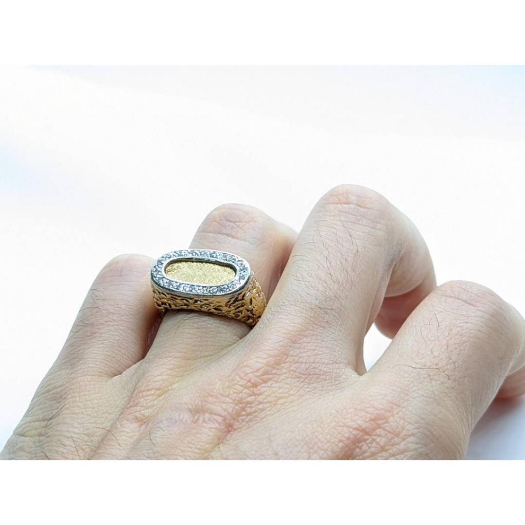 Vintage from before 2000
Size: 8 1/2 US
Materials: Gold, Platinum, White gold
Gemstone: Diamond
Gem color: Colorless

Style: Minimalist

Very unique Men or Women ring/band. diamonds set into an outline oval and travertine center ring. Will look