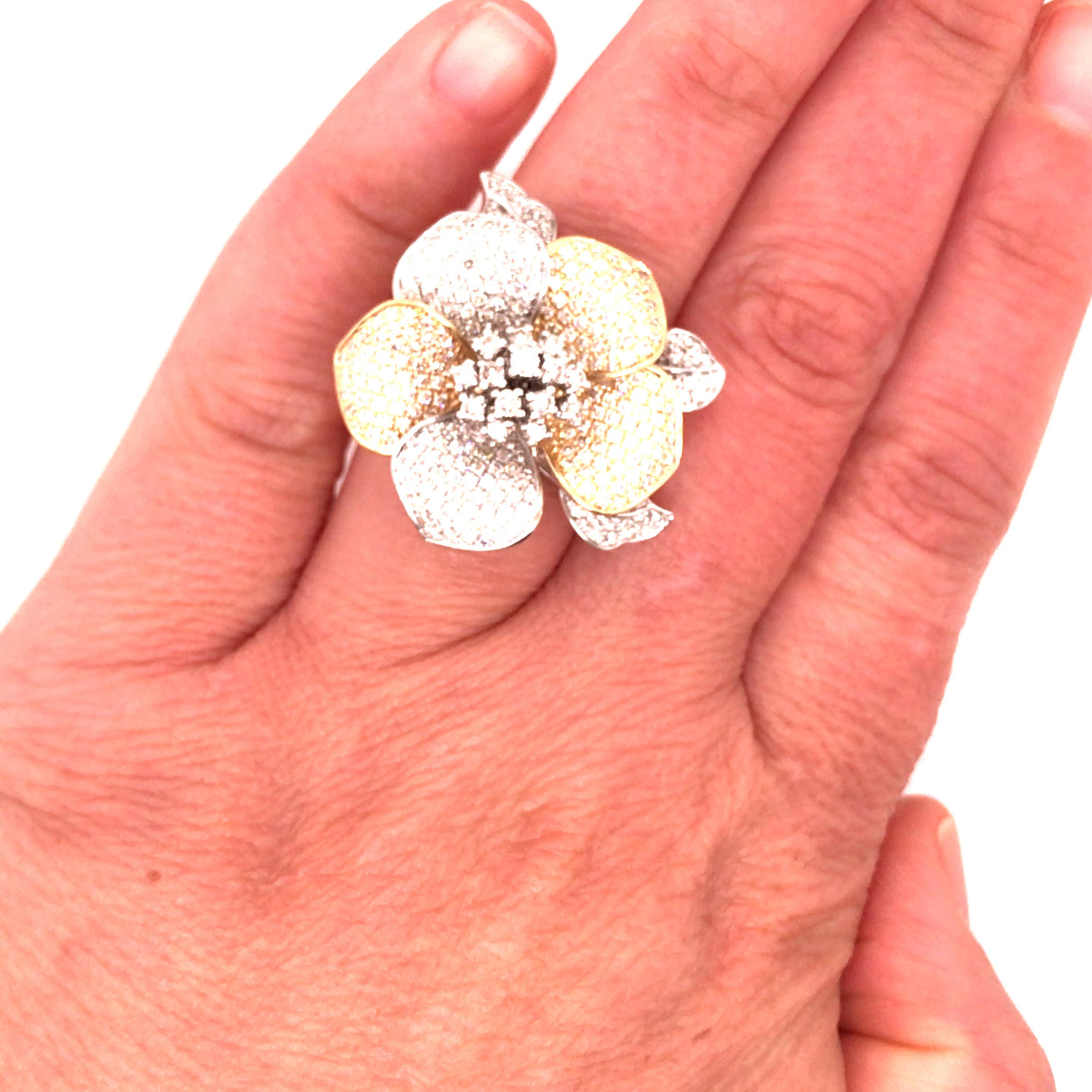 14K Diamond Flower Ring Two-Tone Gold 4