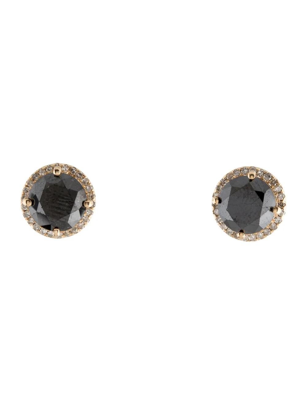 Indulge in luxury with these stunning 14K Yellow Gold Diamond Stud Earrings. Crafted with precision and elegance, these earrings are a timeless addition to any jewelry collection.

Specifications:

* Material: 14K Yellow Gold
* Length: 0.5 inches
*