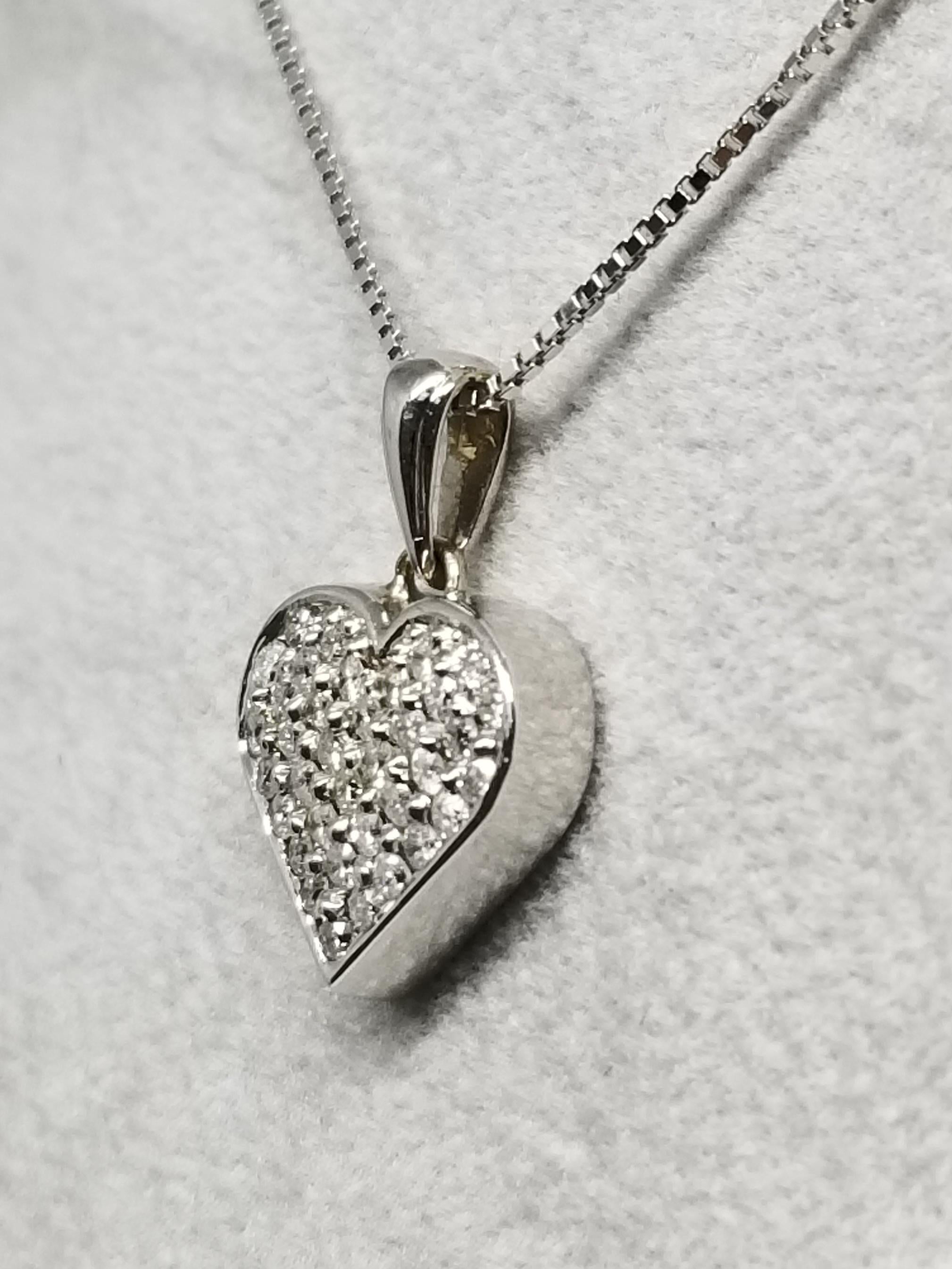 14 Karat Diamant-Herz (Rundschliff) im Angebot