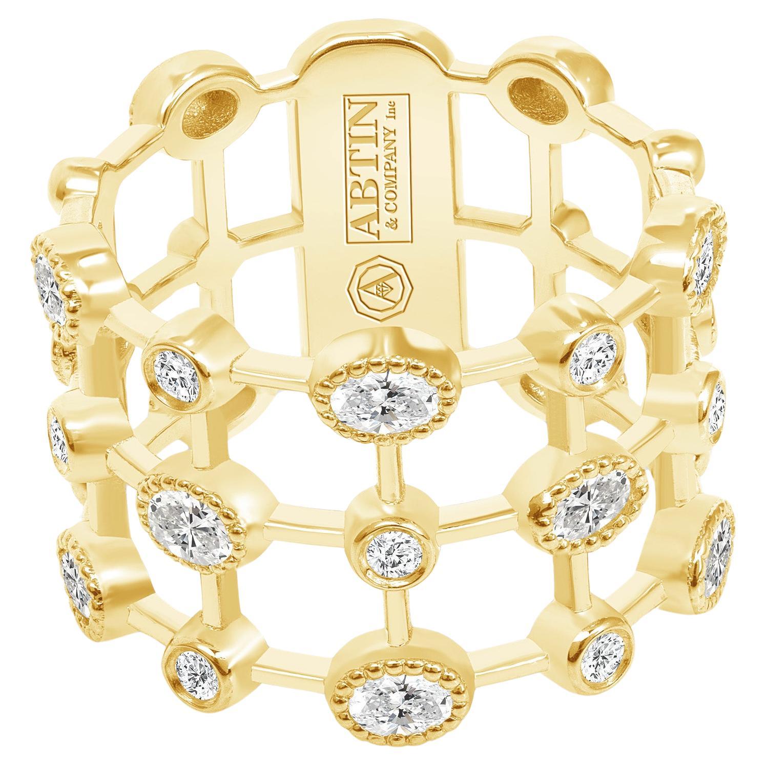 Bague à anneau cigare en or jaune 14 carats avec diamants multiformes et dentelle
