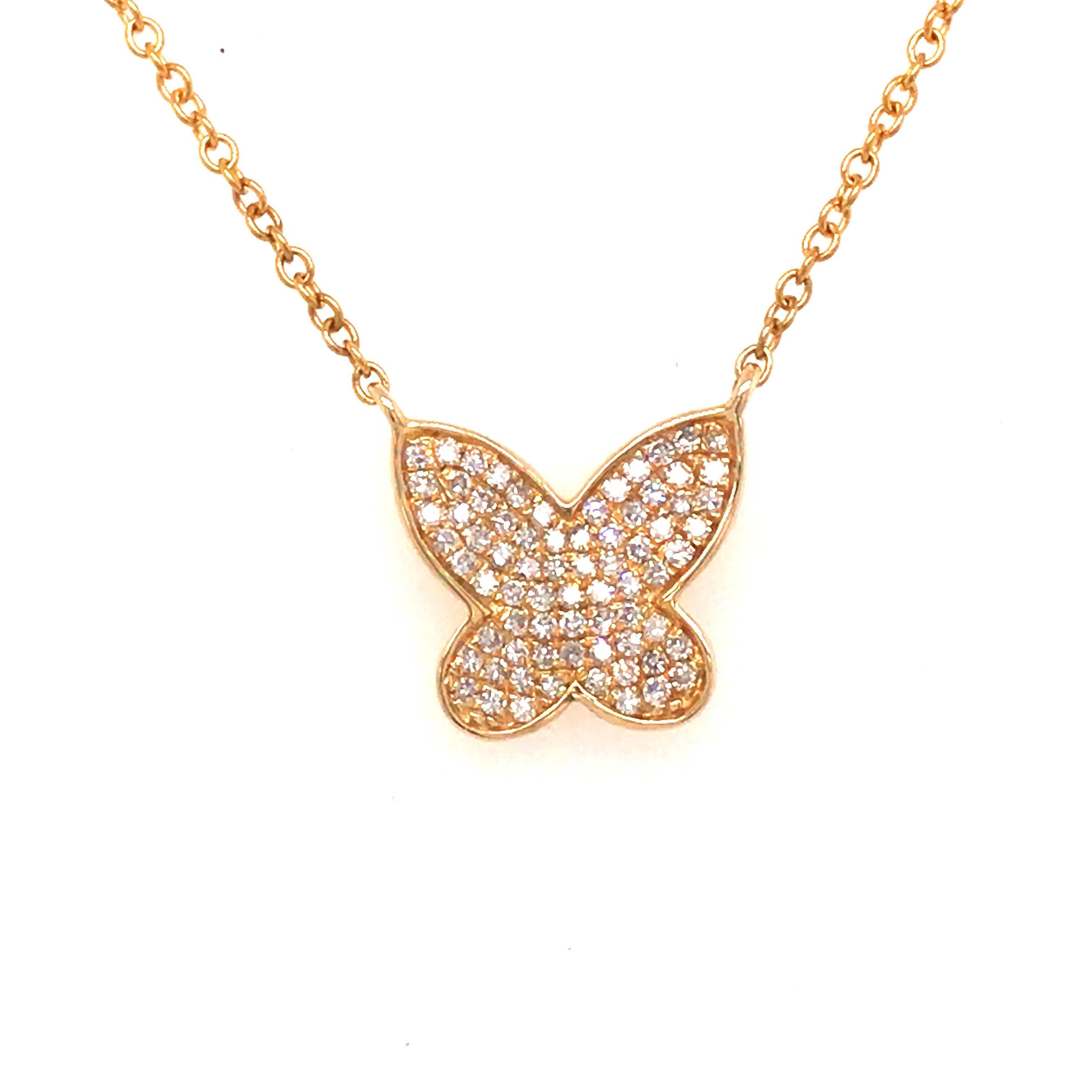 Diamant Pave Schmetterling Anhänger Halskette in 14K Gelbgold.  (73) Diamanten im runden Brillantschliff mit einem Gesamtgewicht von 0,18 Karat, Farbe G-H und Reinheit VS sind fachmännisch gefasst. Die Halskette misst 16 Zoll in der Länge und der