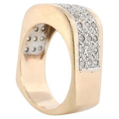 Banda con incrustaciones de pavé de diamantes de 14k. Anillo ancho de 3 filas de pavé de diamantes. Caña Euro