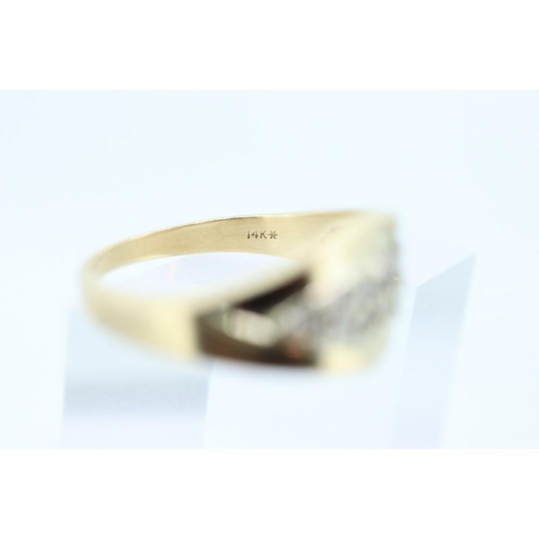 14k Diamond Pave Encrusted Band. Women or Men Diamond Dome Bombe Cluster band For Sale 2