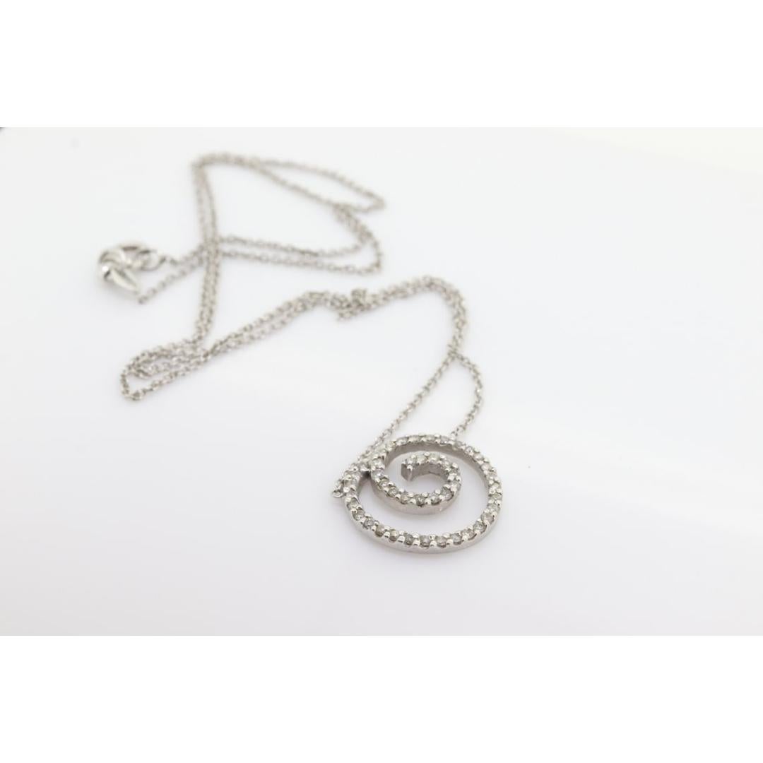 Pendentif pavé de diamants 14K. En spirale, cercle ouvert, cercle d'éternité pavé en vente 2