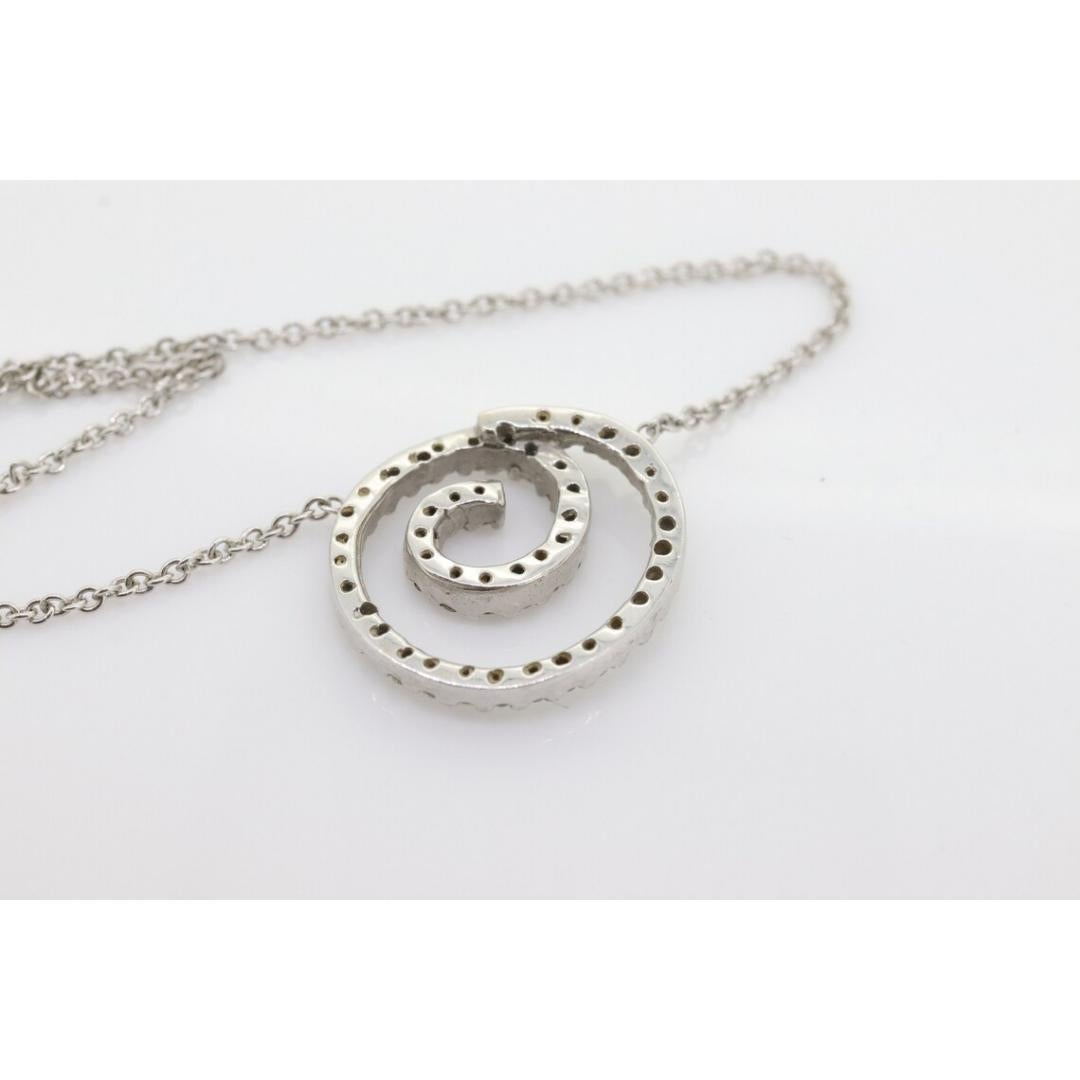 Pendentif pavé de diamants 14K. En spirale, cercle ouvert, cercle d'éternité pavé en vente 3
