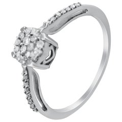 14 Karat Vintage Diamond Ring.