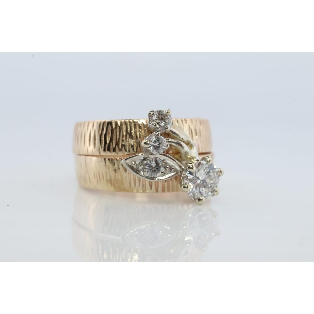 Bague à diamant 14k. Ensemble de mariage. Ensemble de fiançailles texturé. Ensemble de bagues de mariage. en vente 5