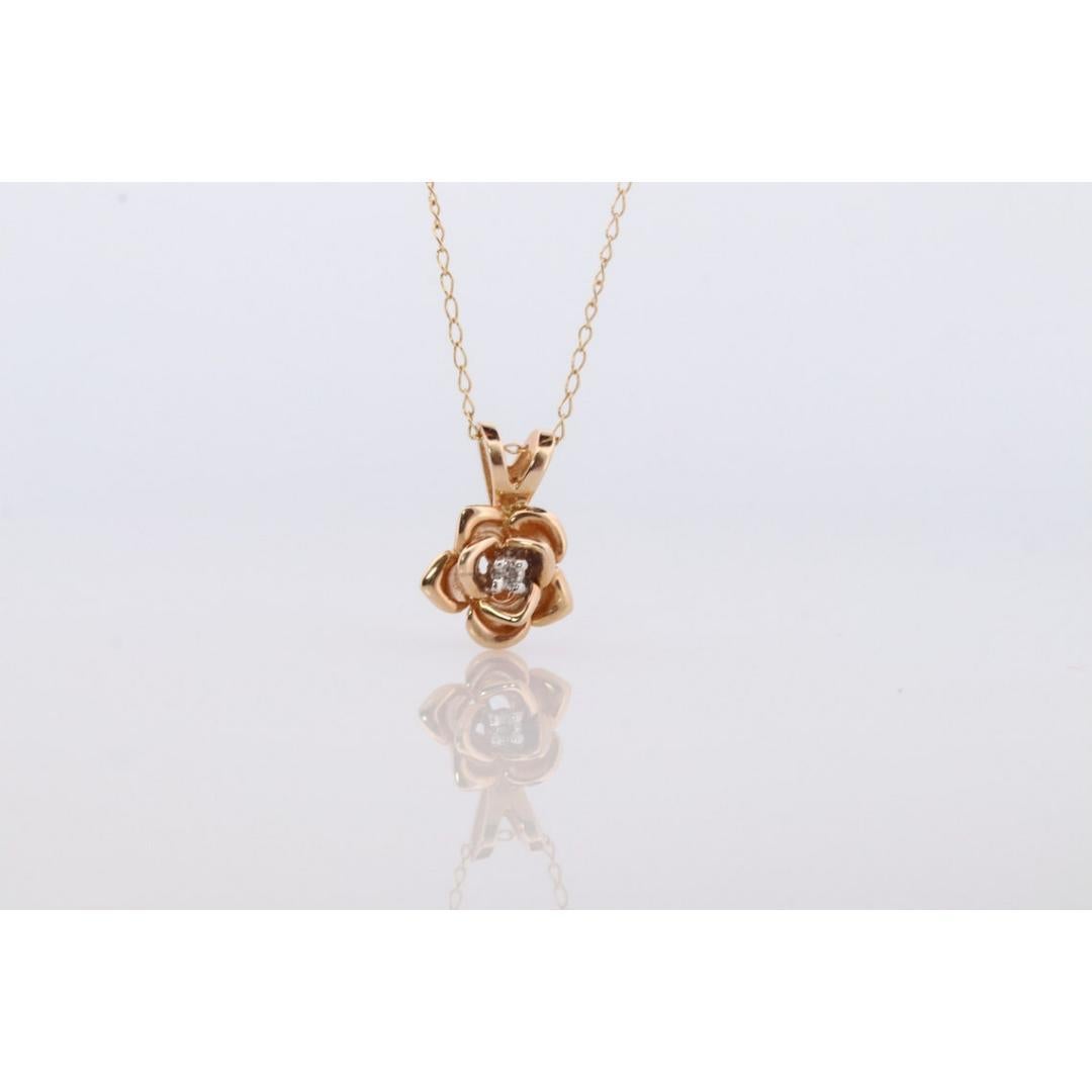 14k Diamond Rose Flower Pendant. 14k Diamond Daisy Rose flower pendant necklace For Sale 1