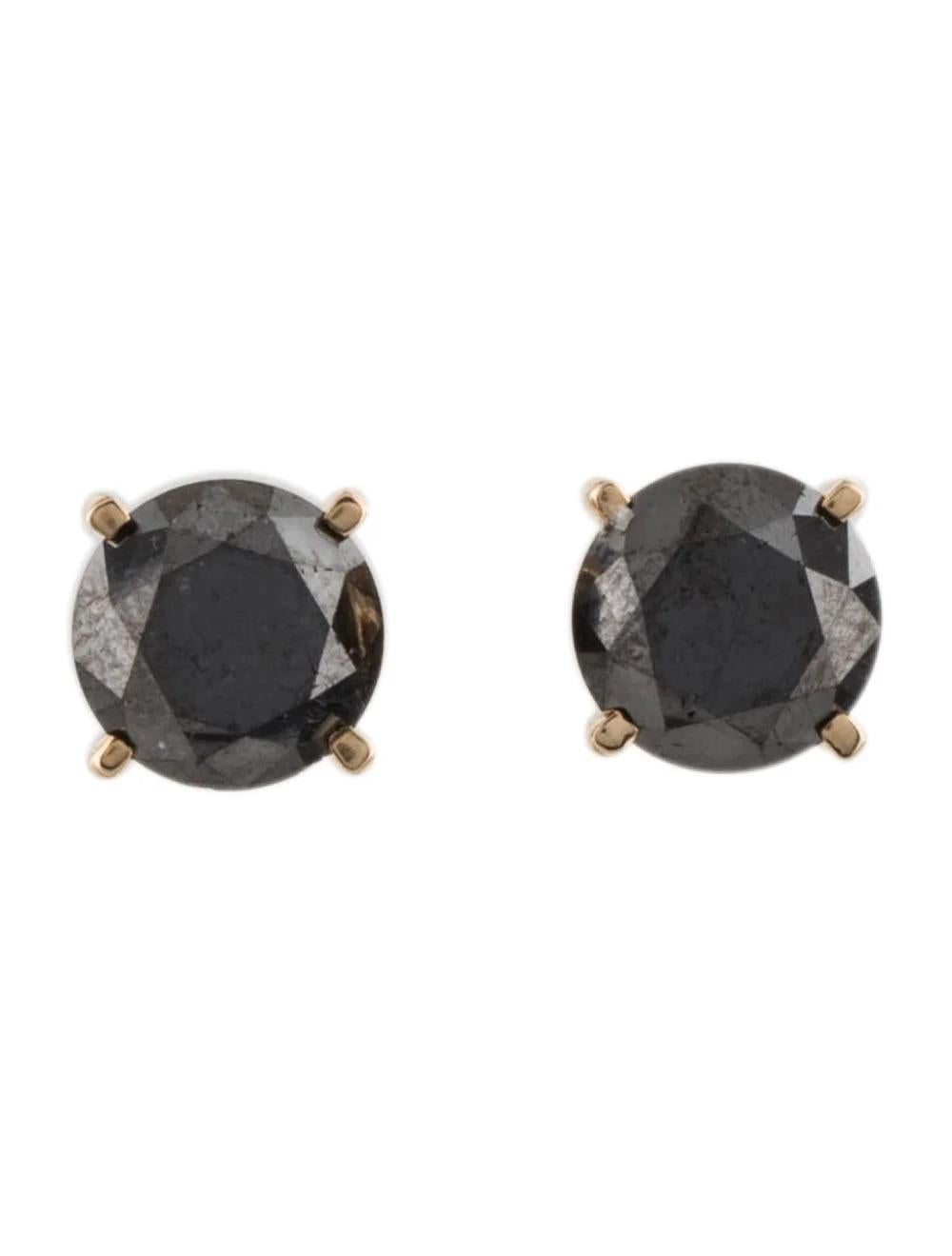 Eleva tu elegancia con estos exquisitos pendientes de oro amarillo de 14 quilates con diamantes. Elaborados a la perfección, estos pendientes son un testimonio de sofisticación y lujo atemporales.

Especificaciones:

* Material: Oro amarillo de 14