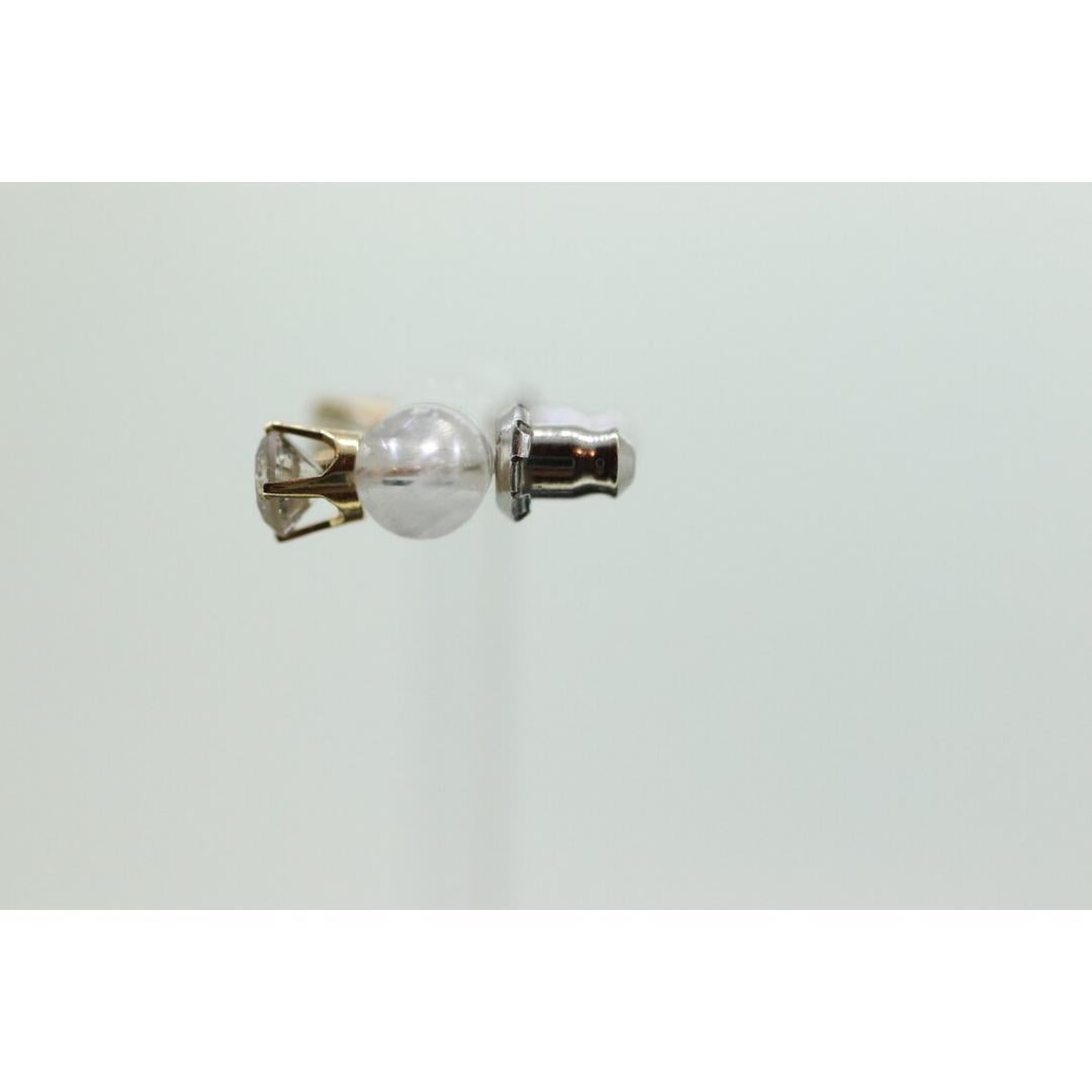 14k Diamond studs 1/2ctw diamond gold earrings. 14k yellow Gold Diamond For Sale 2