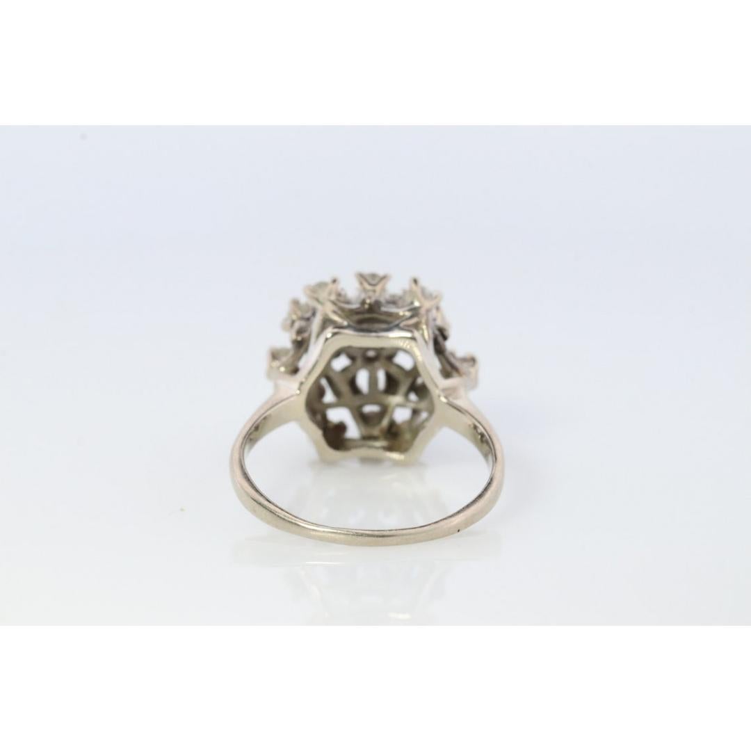 Anello a fiore rotondo SunBurst STARBURST con diamante 14k. Diamante rotondo a grappolo waterfal in vendita 3