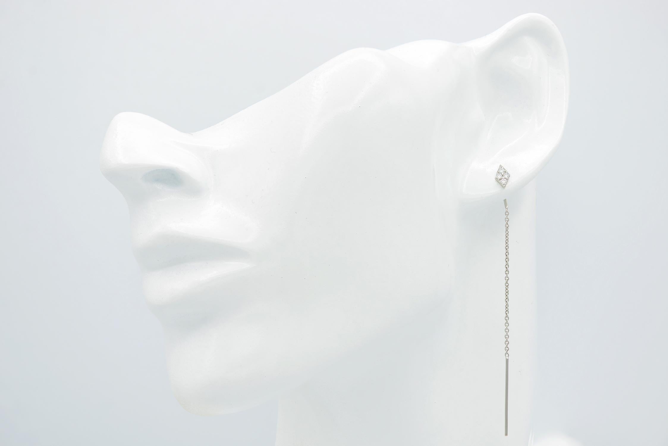 Round Cut 14K Diamond Threader Earrings For Sale