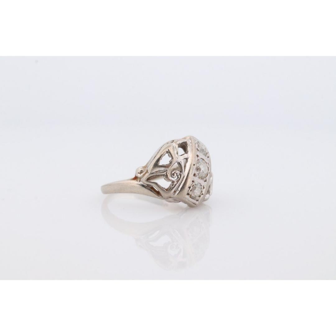 14k Diamant-Bomber-Ring mit drei Steinen. GOTHIC Edwardianische Diamant-Cluster-Trilogie im Angebot 2