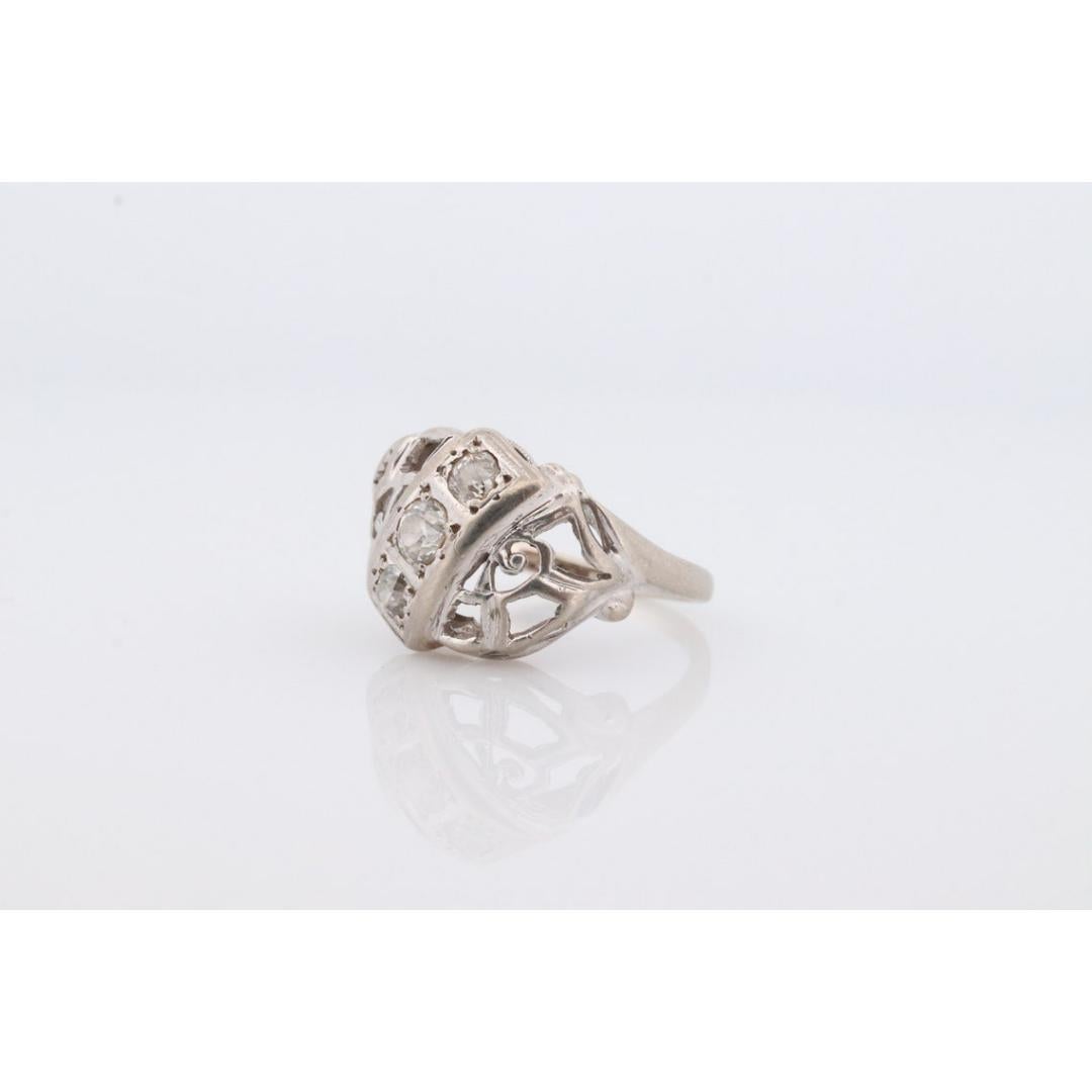 14k Diamant-Bomber-Ring mit drei Steinen. GOTHIC Edwardianische Diamant-Cluster-Trilogie im Angebot 3