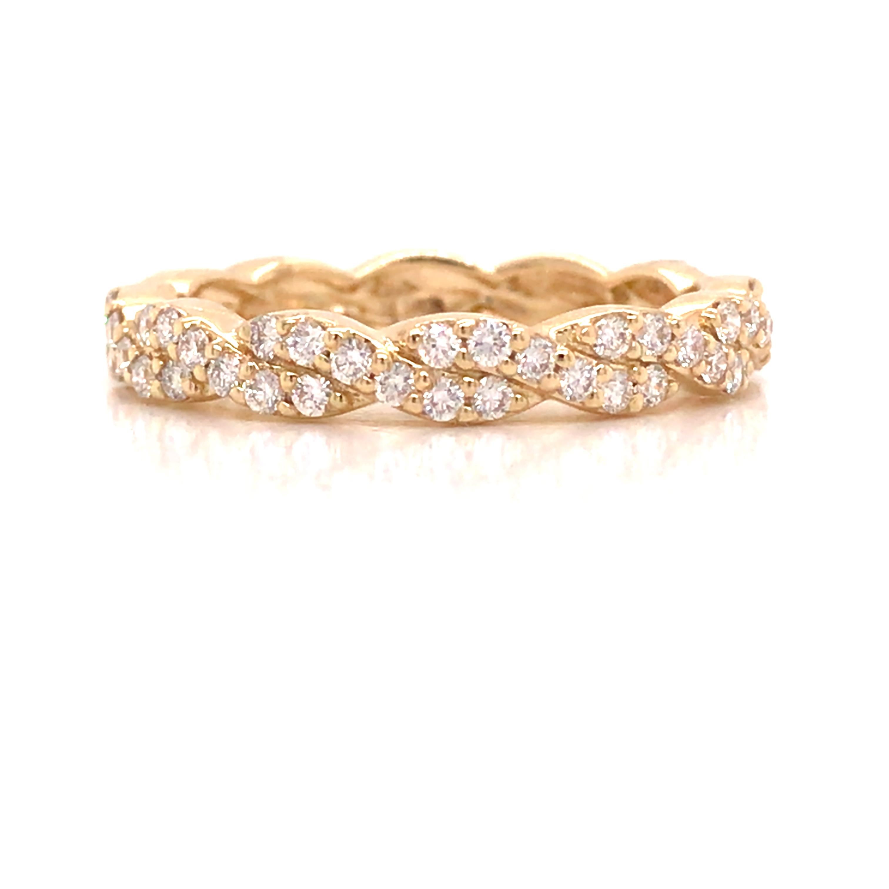 Round Cut 14K Diamond Twist Band Yellow Gold For Sale