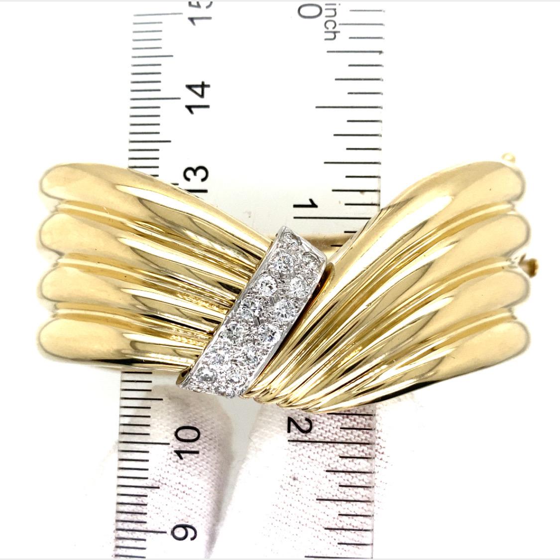 14k Diamond Twist Armreif Zweifarbig Gold im Angebot 2