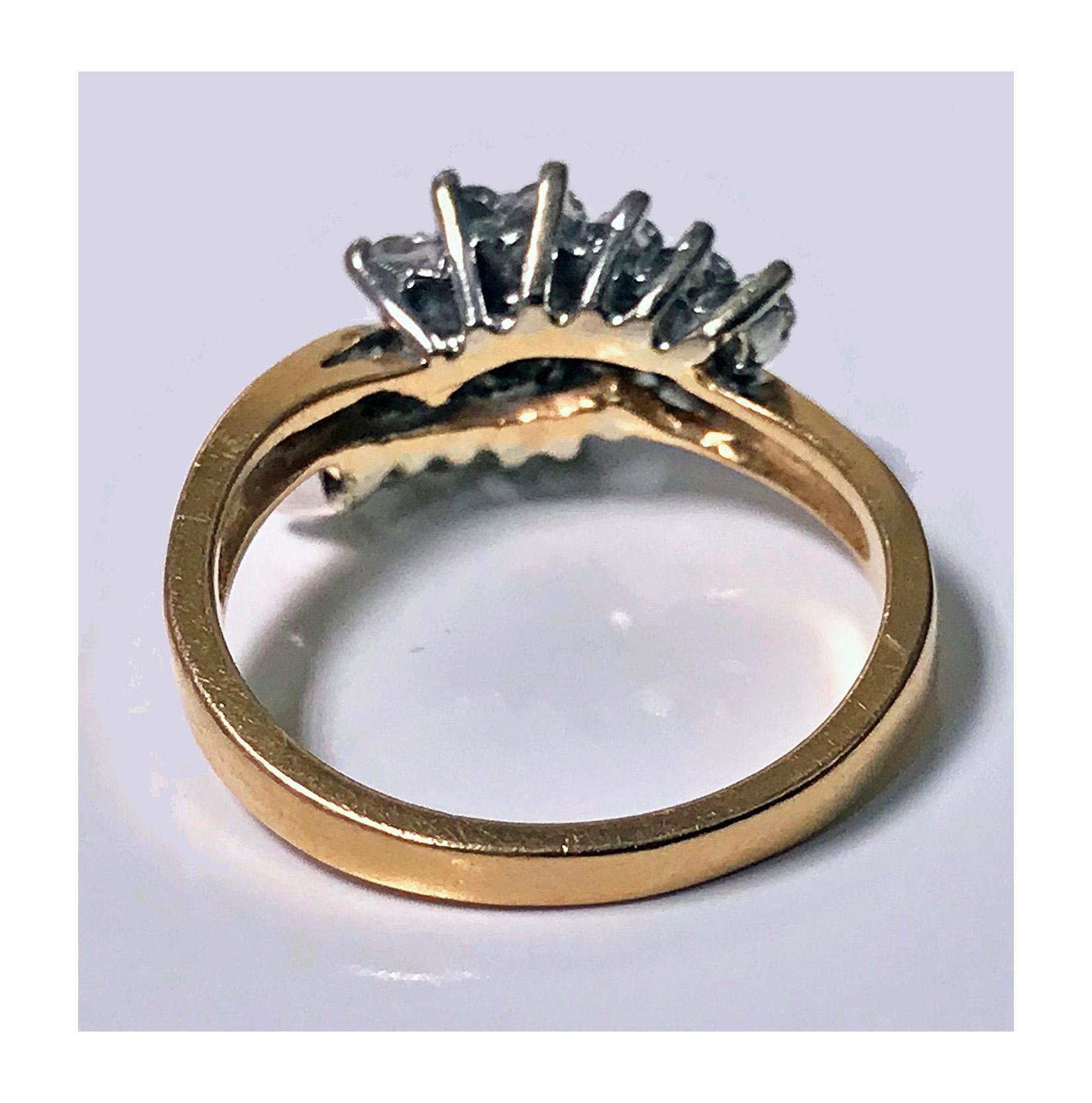 Women's or Men's 14 Karat Diamond Twist Design Ring
