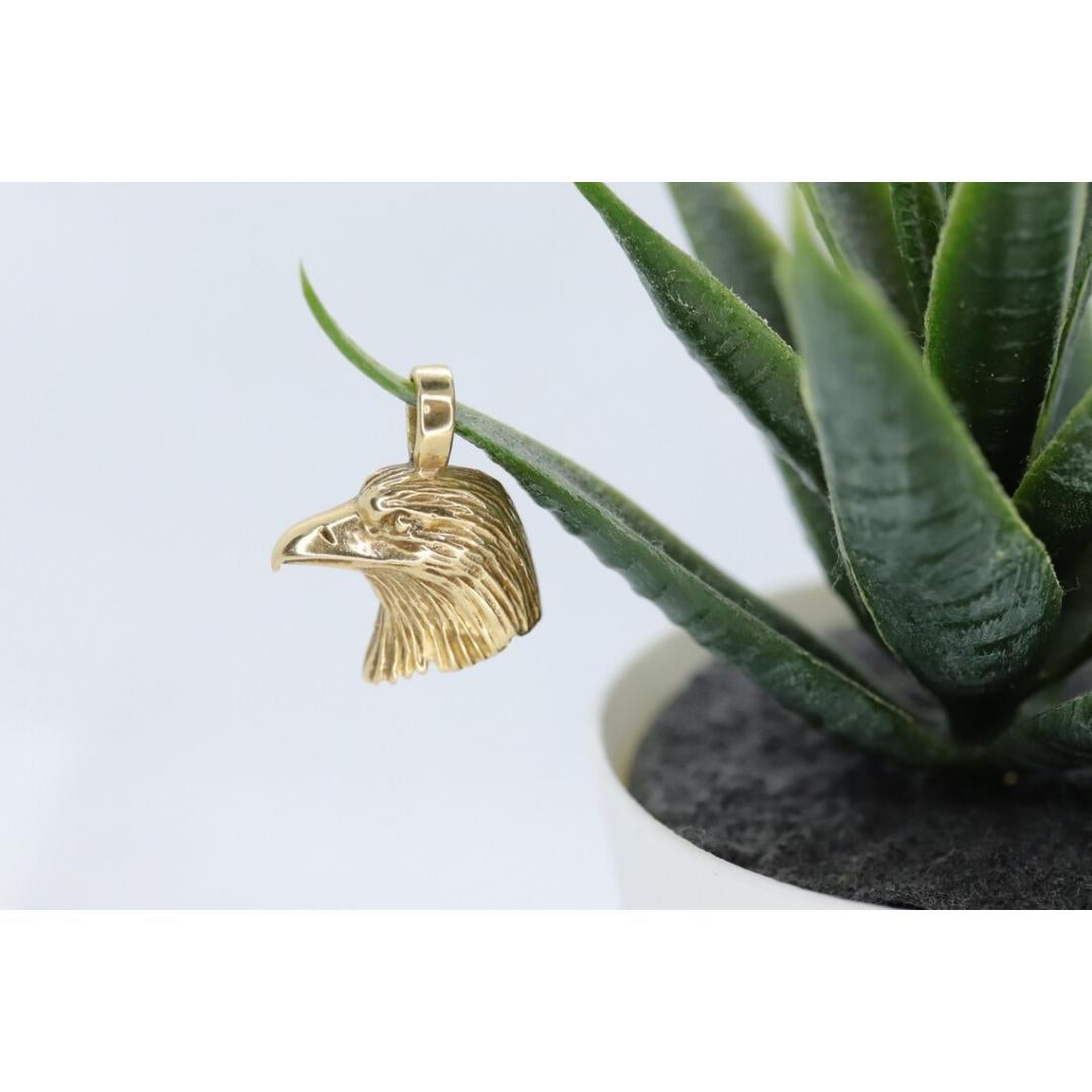 Pendentif aigle en 14k. Breloque HEAD en 14k Bon état - En vente à Port Charlotte, FL