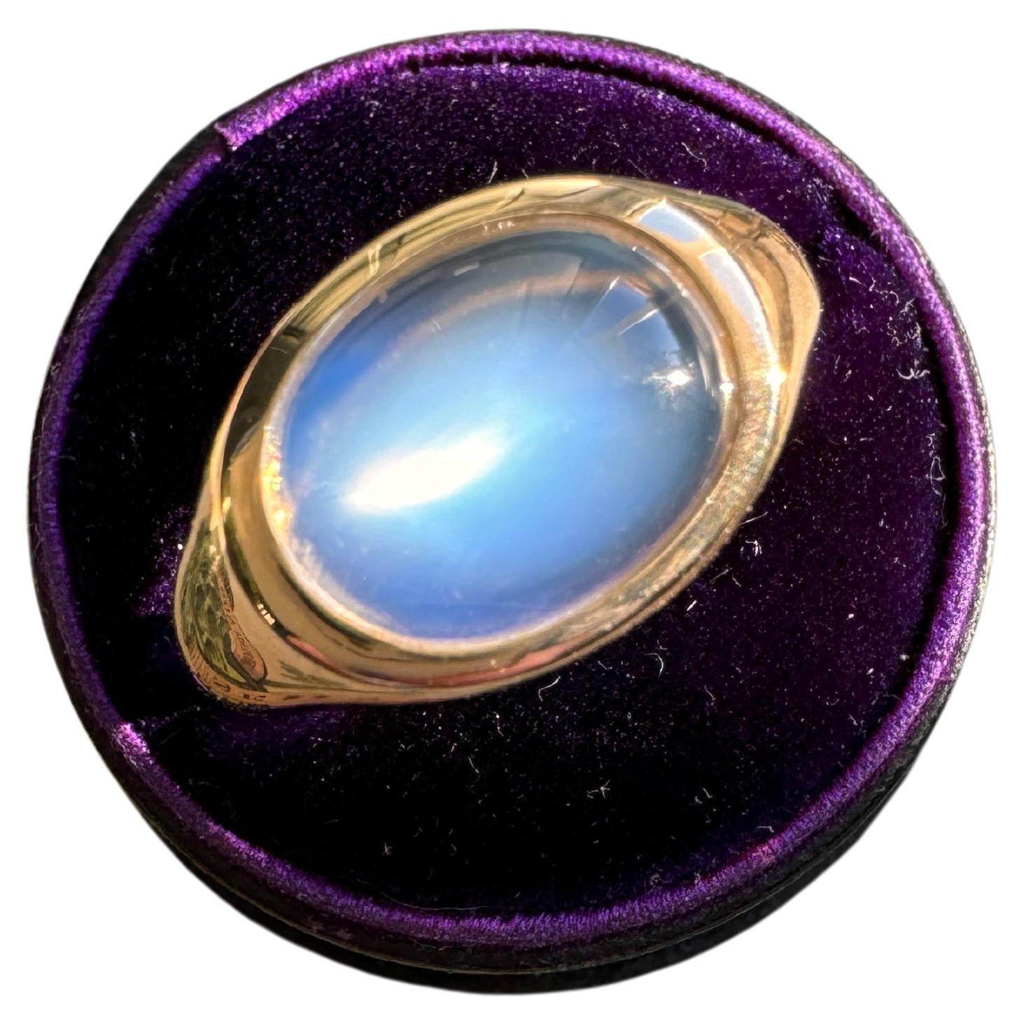 14K East West Blue Flash Moonstone Ring For Sale