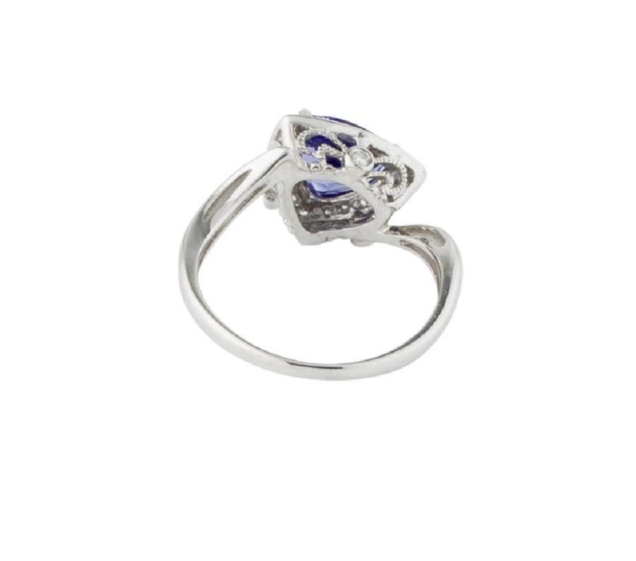  14K Eleganter Cocktail-Ring mit Diamant und Tansanit (Trapezschliff) im Angebot