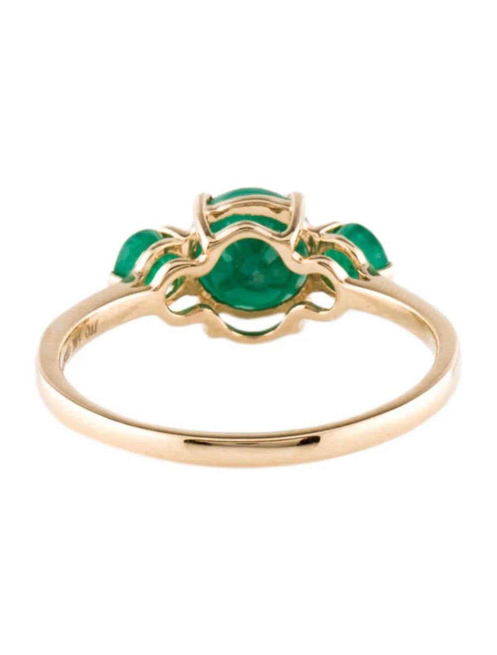 14K Emerald Cocktail Ring, Size 6.75, Stunning Yellow Gold, Genuine Gemstone In New Condition For Sale In Holtsville, NY