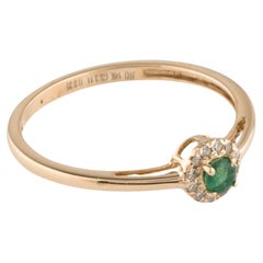 14K Emerald & Diamond Cocktail Ring Size 7  0.14 Carat Round Modified Brilliant
