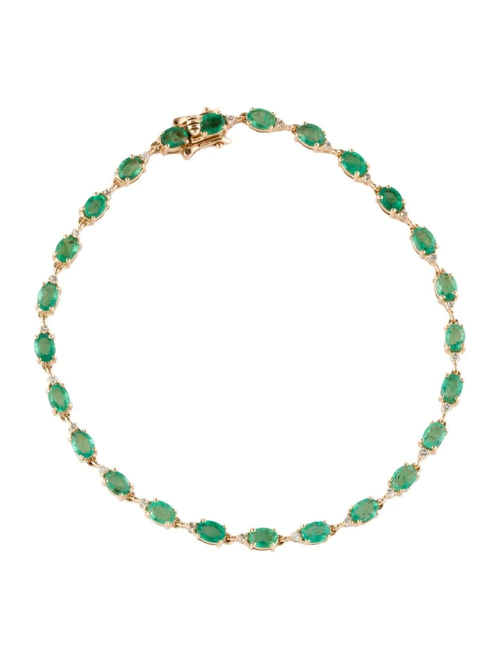 This stunning 14K Yellow Gold bracelet boasts elegance and sophistication with its exquisite design and exceptional gemstones. Crafted to perfection, it features a captivating 2.70 Carat Oval Brilliant Emerald, surrounded by 24 shimmering Single Cut