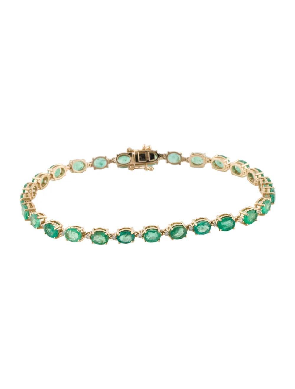 Introducing a stunning 14K Yellow Gold Bracelet adorned with a magnificent 7.73 Carat Faceted Oval Emerald, exuding elegance and charm. Crafted with precision and finesse, this exquisite piece is designed to captivate attention and elevate any