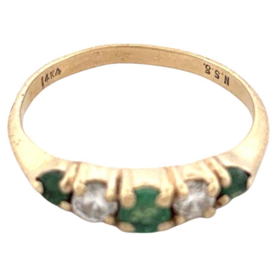 Anello con smeraldo e diamante 14k in vendita