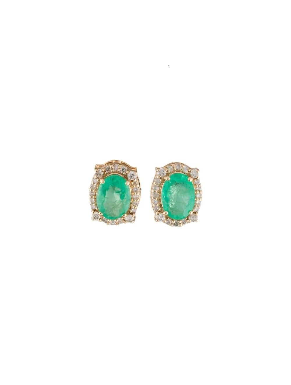 14K Emerald & Diamond Stud Earrings, 1.32ctw - Classic Design, Timeless Elegance In New Condition For Sale In Holtsville, NY