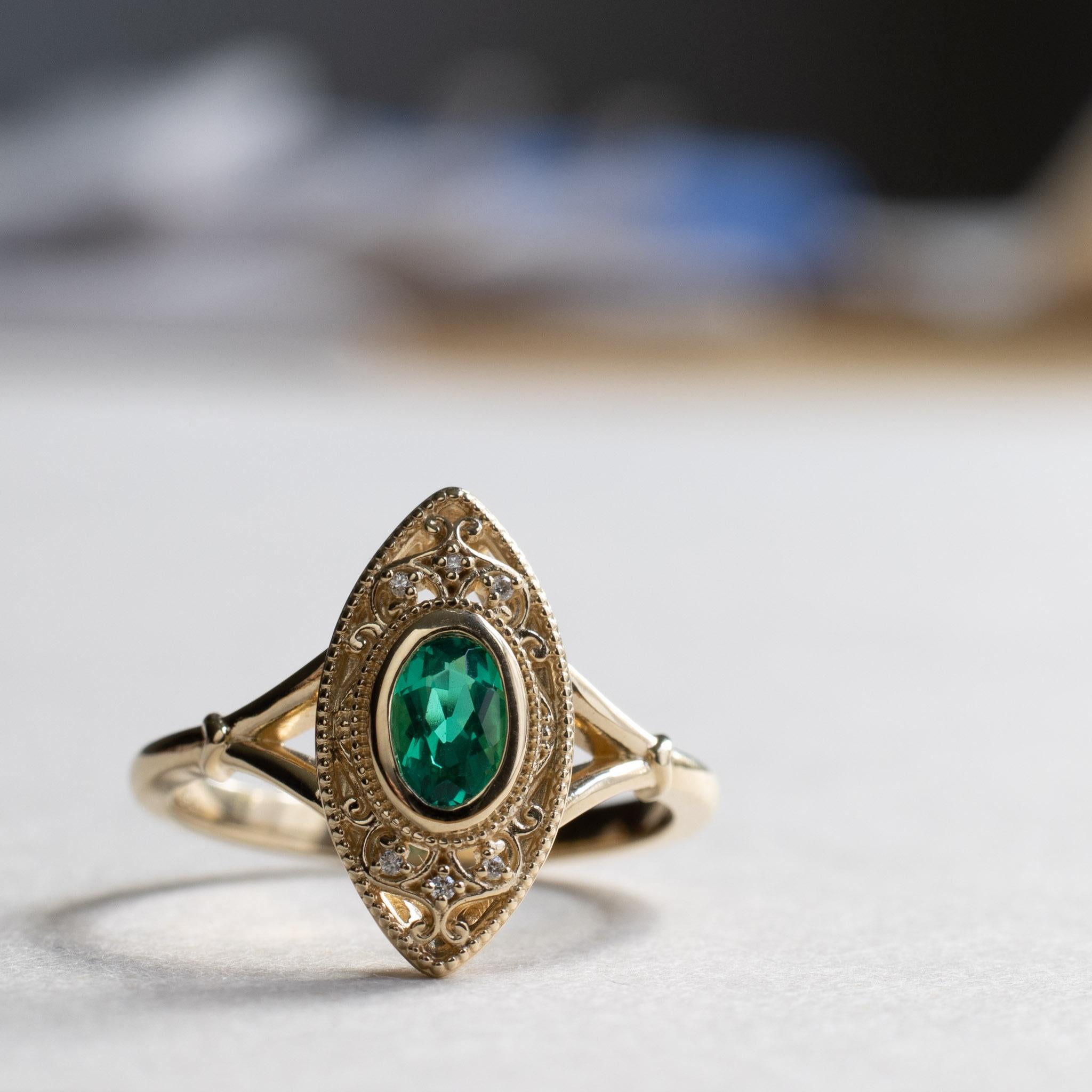 Art Deco 14k Emerald Gold Ring, Oval Emerald Ring For Sale