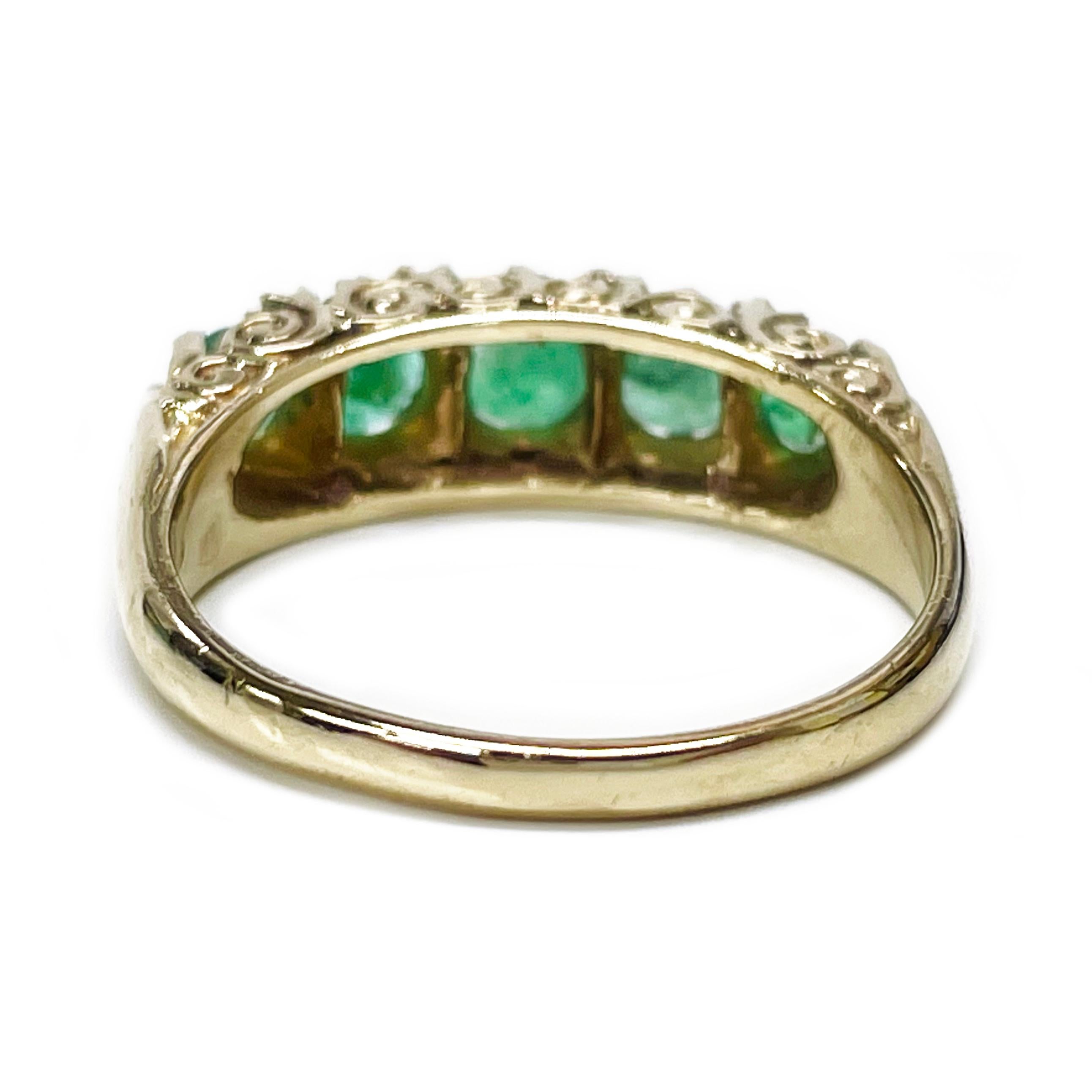 14K Emerald Ring in Art Deco Style For Sale 1
