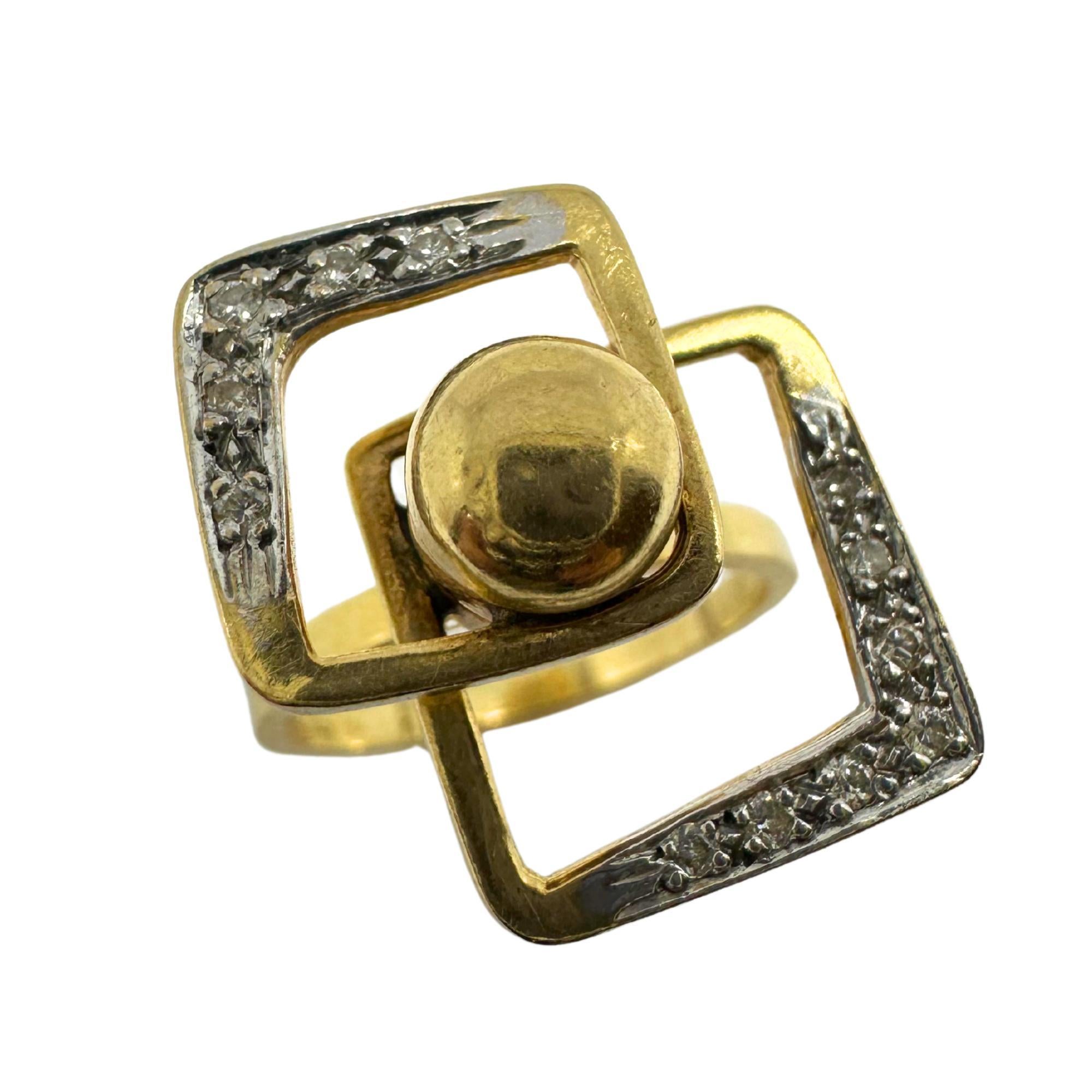 14K Estate Yellow Gold Diamond Fidget Spinning Ring (Circle Motion Ring)
A playful yet elegant piece, this 14K yellow gold estate ring features a unique fidget-style spinning design. A row of delicate diamonds circles the center band, which smoothly