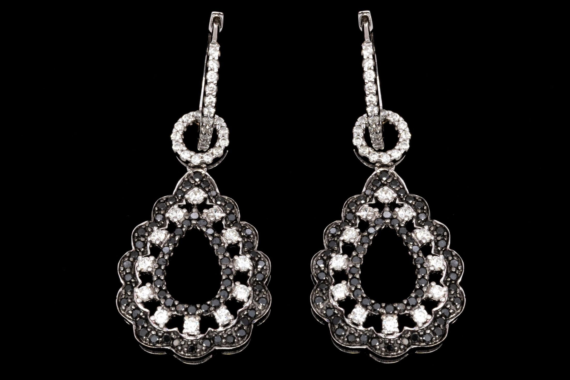 14k Fabulous Black and White Diamond Pear Scalloped Pendant Earrings, 1.97 TCW In Good Condition For Sale In Southport, CT