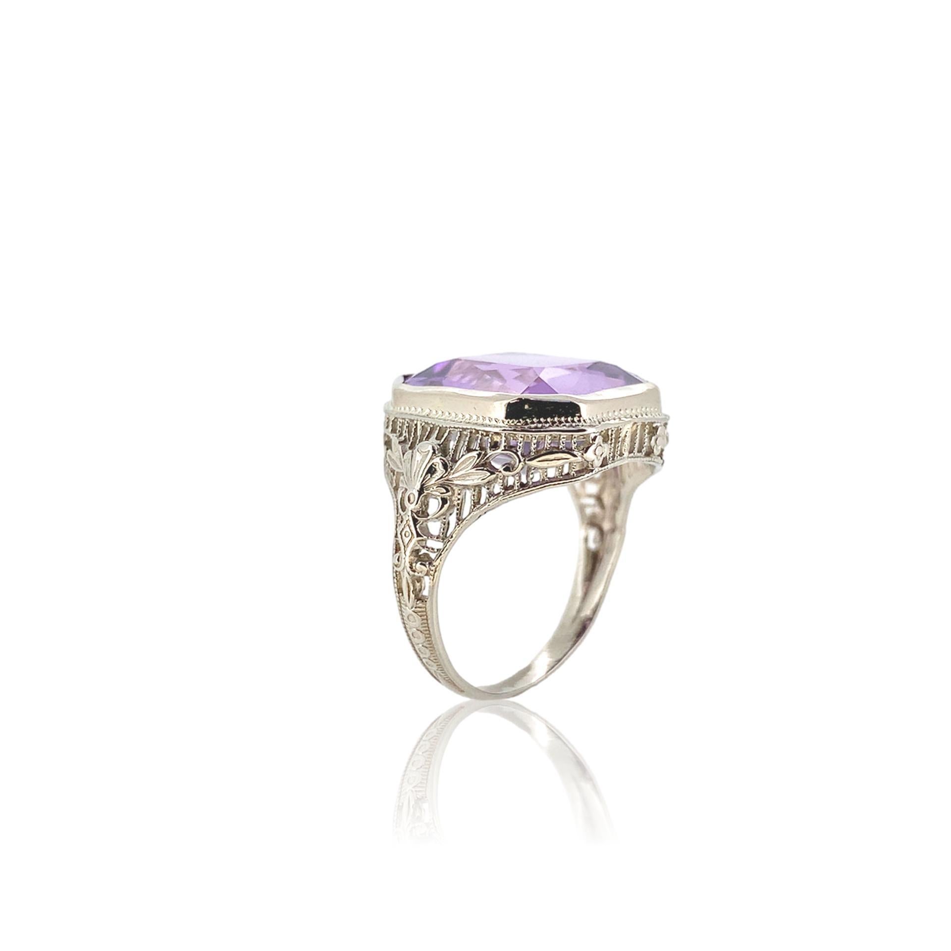 Brilliant Cut 14K Filigree Art Deco Large 7.90 carat Amethyst Ring size 5.25 For Sale