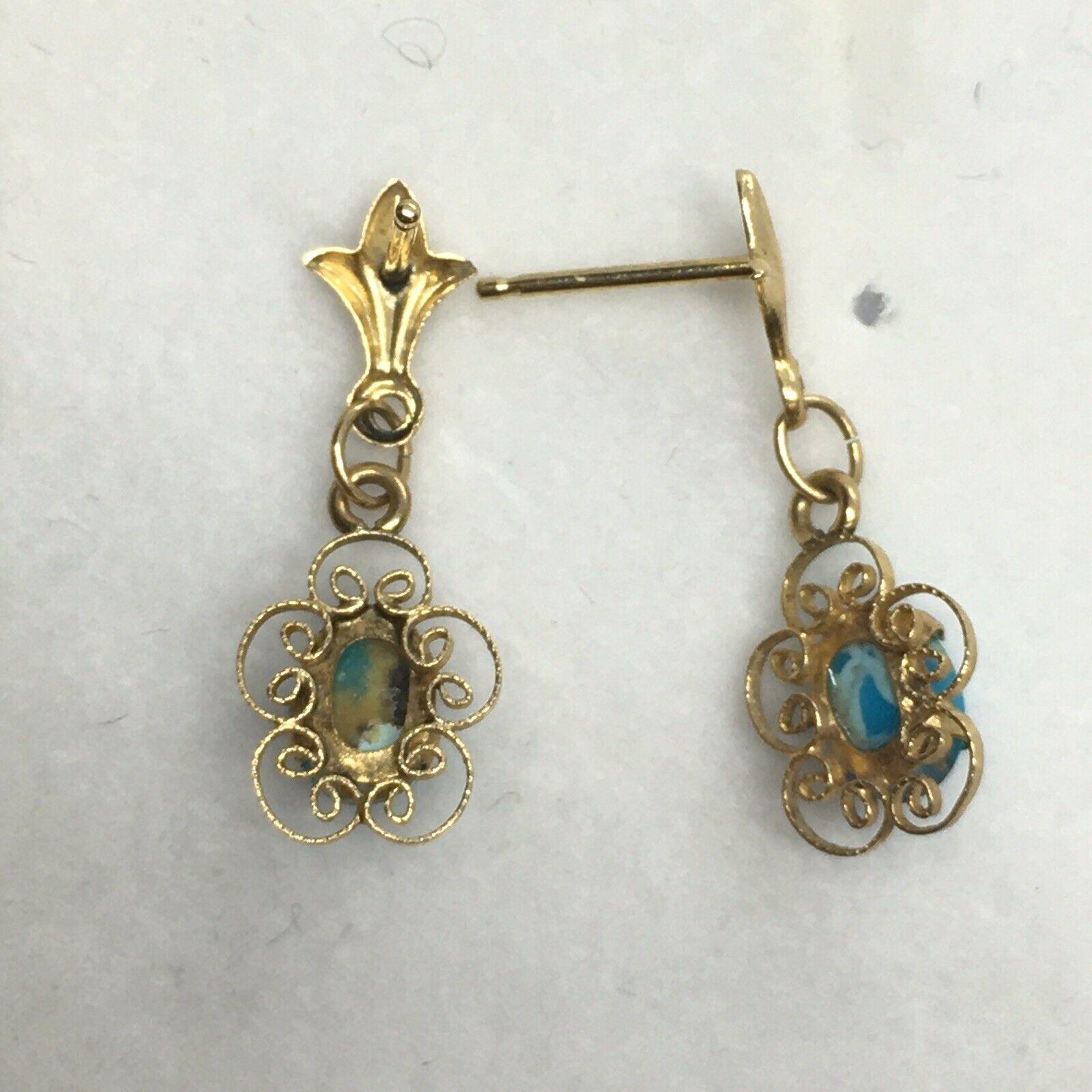 14k Filigree Gold Natural Turquoise Retro 1940s Drop Earrings Hand Made American In Good Condition For Sale In Santa Monica, CA