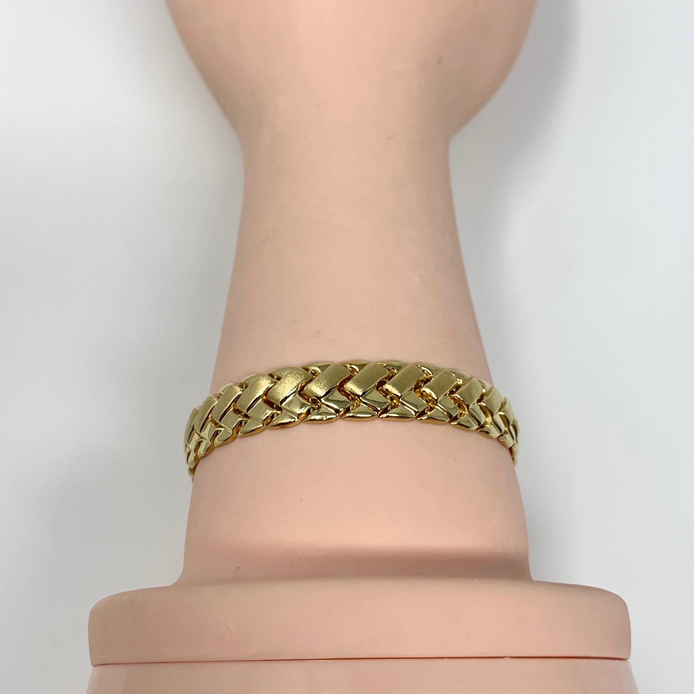 14 Karat Fine Yellow Gold 10.2g Fancy Link Bracelet 3