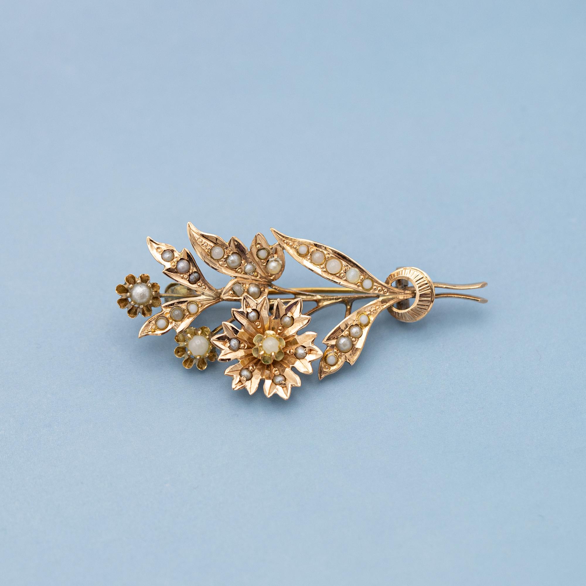 Broche Victoriano Floral 14k - Art Nouveau Europeo Joya temática floral en venta 2