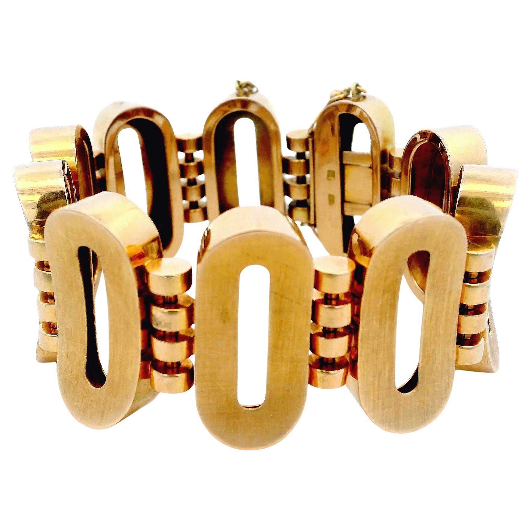 14K Florentine Finish Oval Links Hinged Convex Retro Bracelet