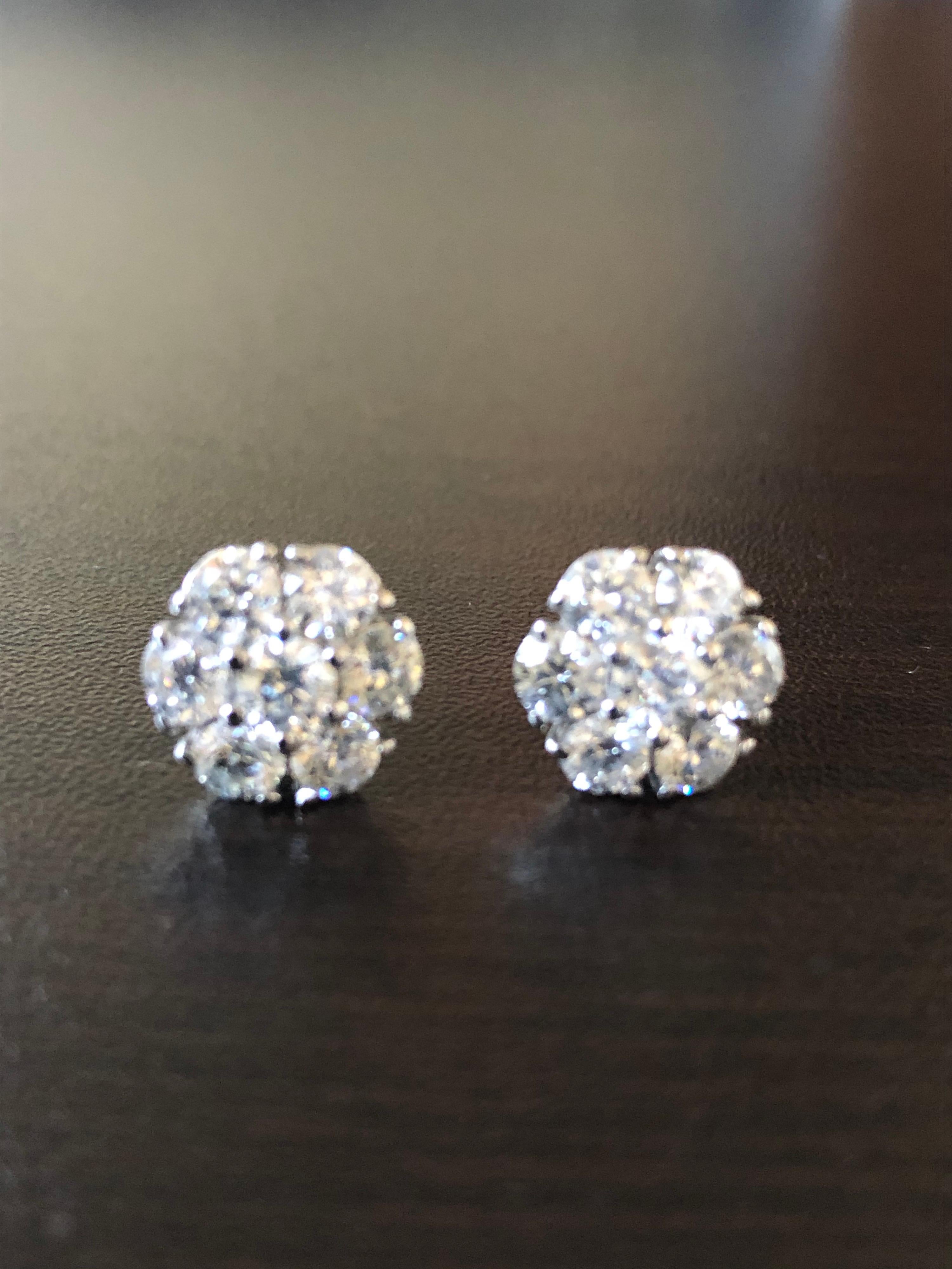 14 Karat Flower Shaped Diamond Earrings 3.50 Carat In New Condition For Sale In Great Neck, NY